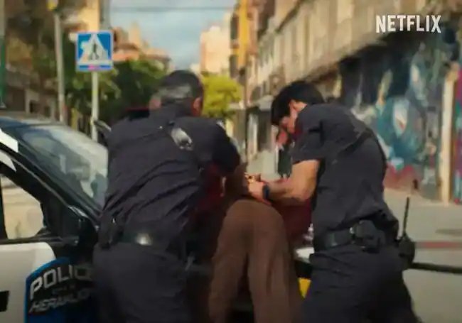 Scene of an arrest from the series Kaos filmed in Calle Lagunillas in Malaga city.